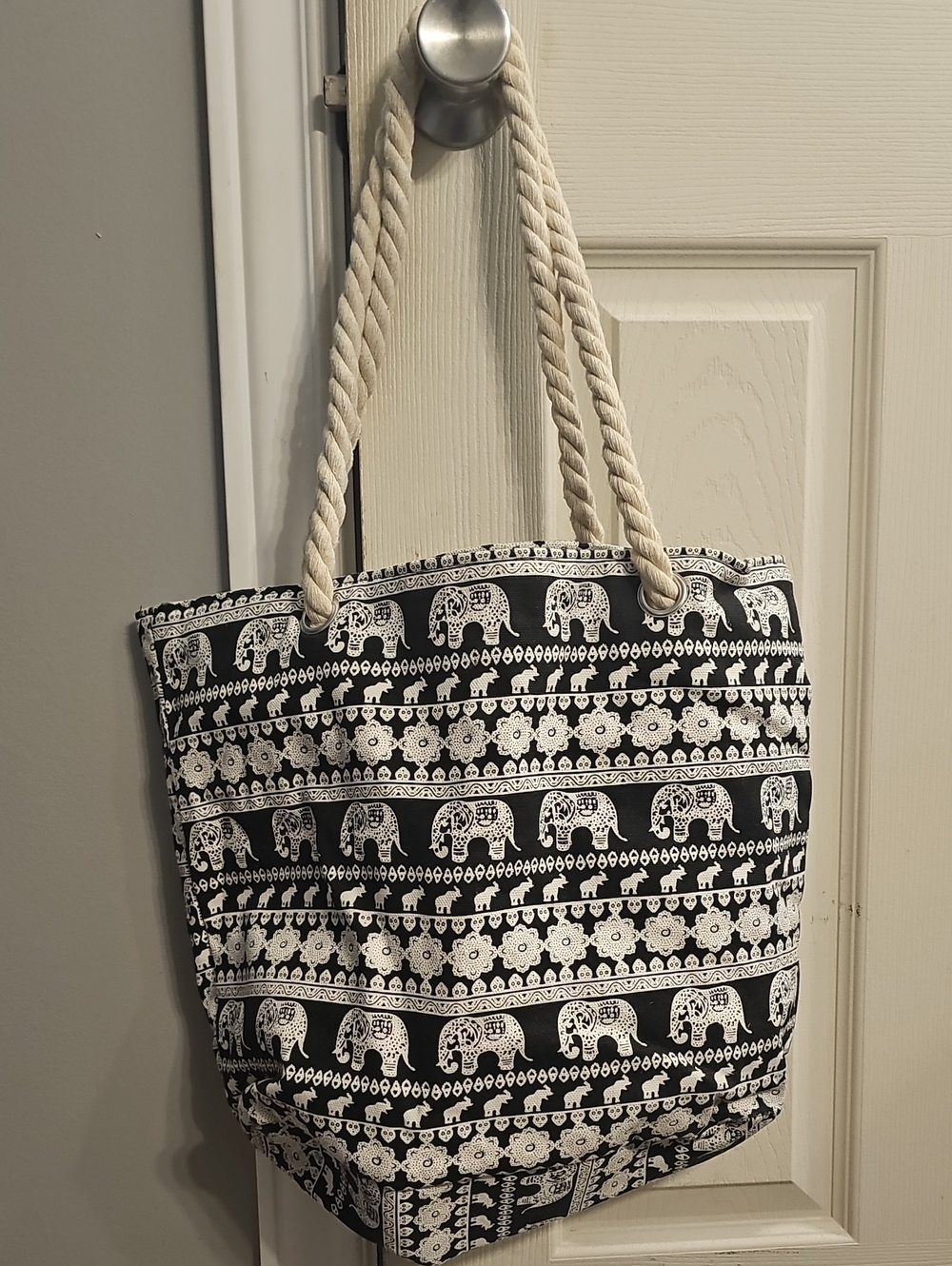 Canvas Elephant Print Tote Bag in Black and White